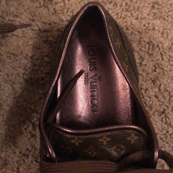 Monogram Print LV shoes - Picture 3 of 3